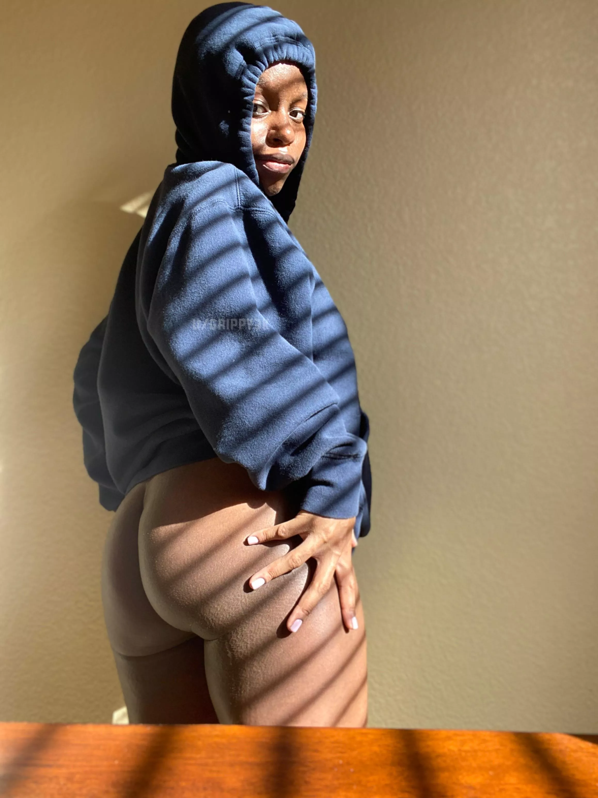 Cum on my petite body sir