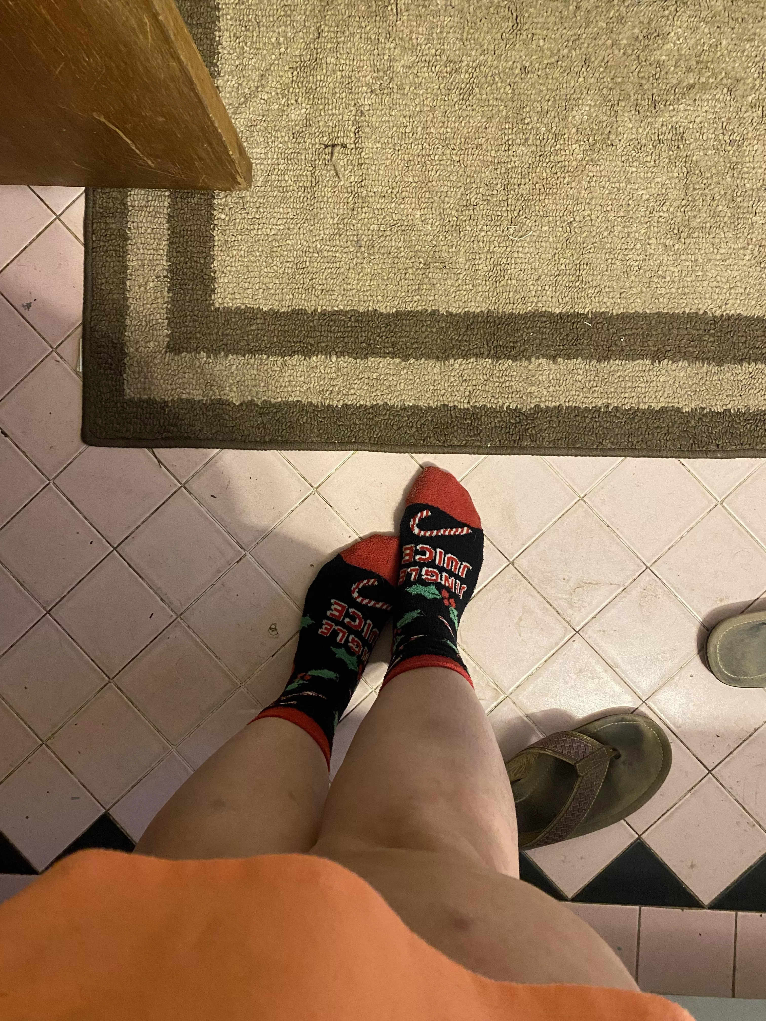 Female who had smelled 2w-1m old socks!!