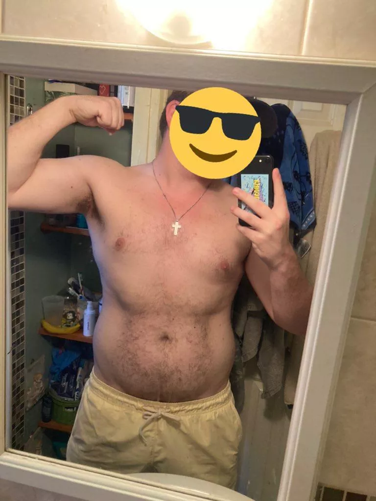 flexing my non-existent guns