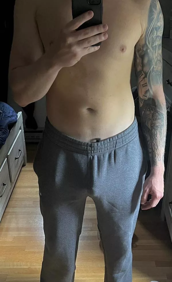 Grey sweatpants. Catch me at the grocery store like this!