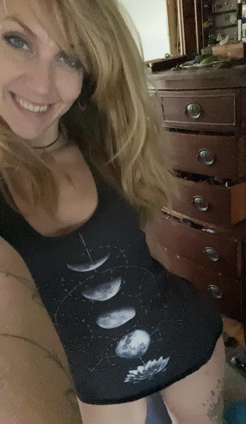 Has a cat got your tongue