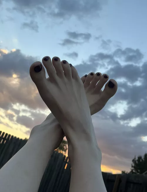 I like my feet dangling in the air with something or someone in between them 😘