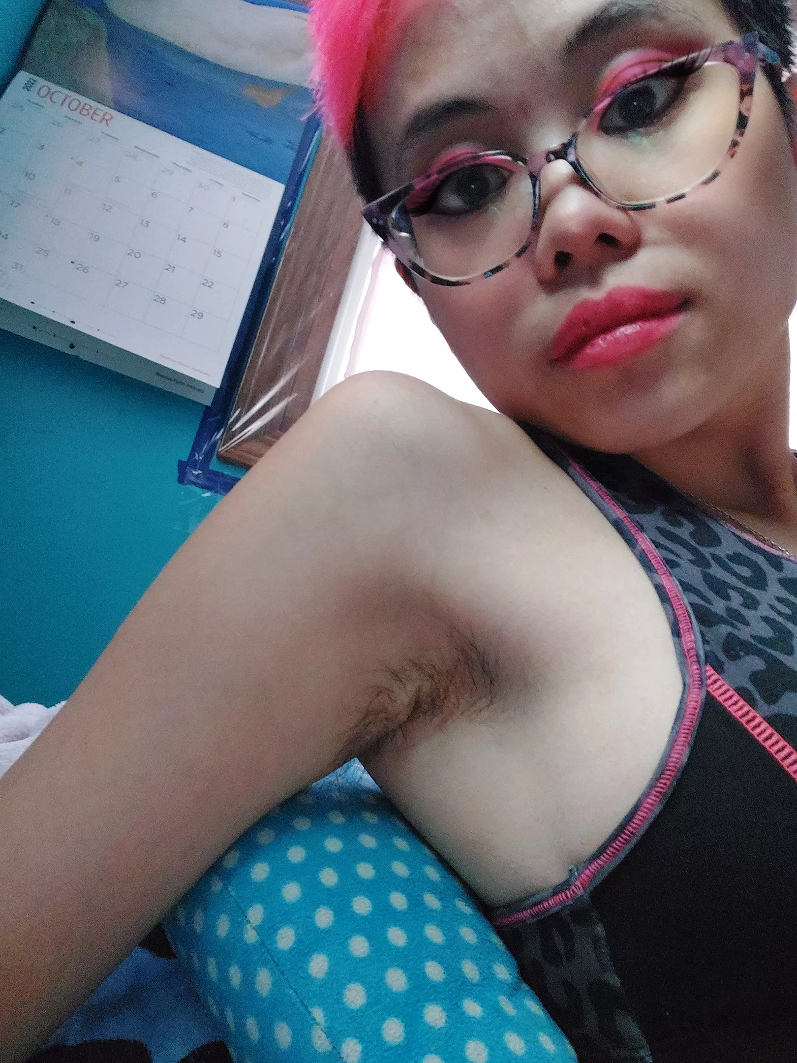 I love my hairy pits. 😍 haven't shaved em since 2017!