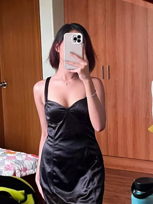 I think I'm good without dress 🤔