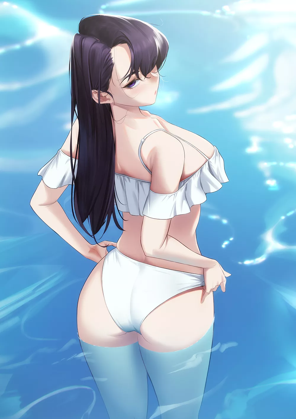 Komi-san in the water