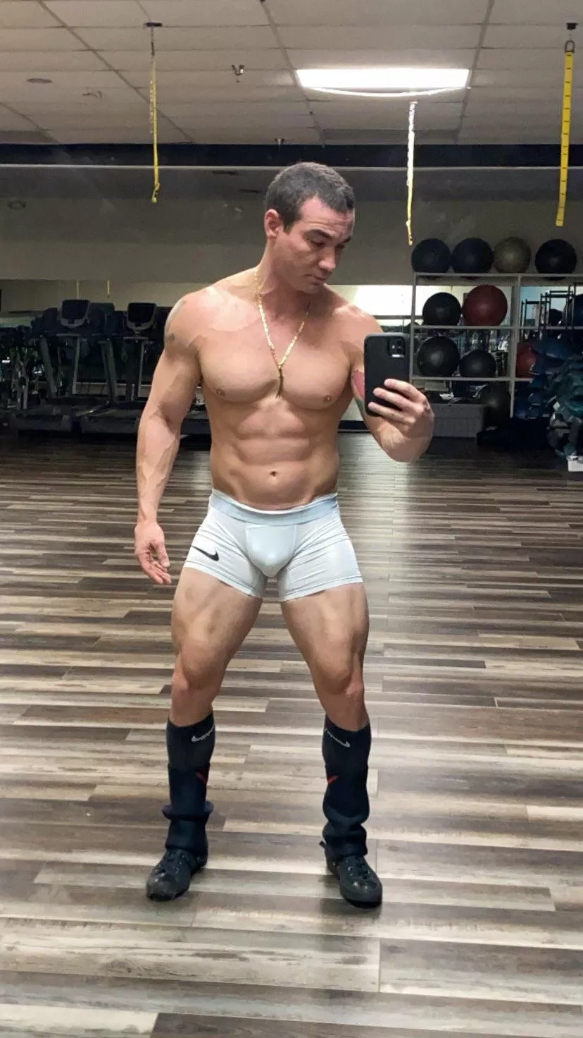 Legs are starting to come along! 🤟🏼[m]