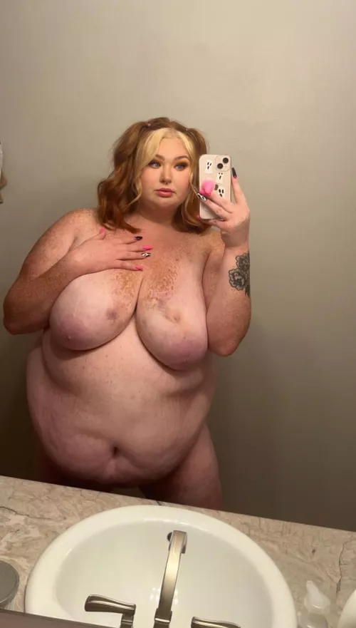 Let’s stay home from work and cuddle and fuck all day 🥰