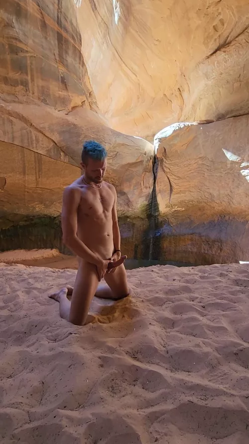 love getting naked in the canyons