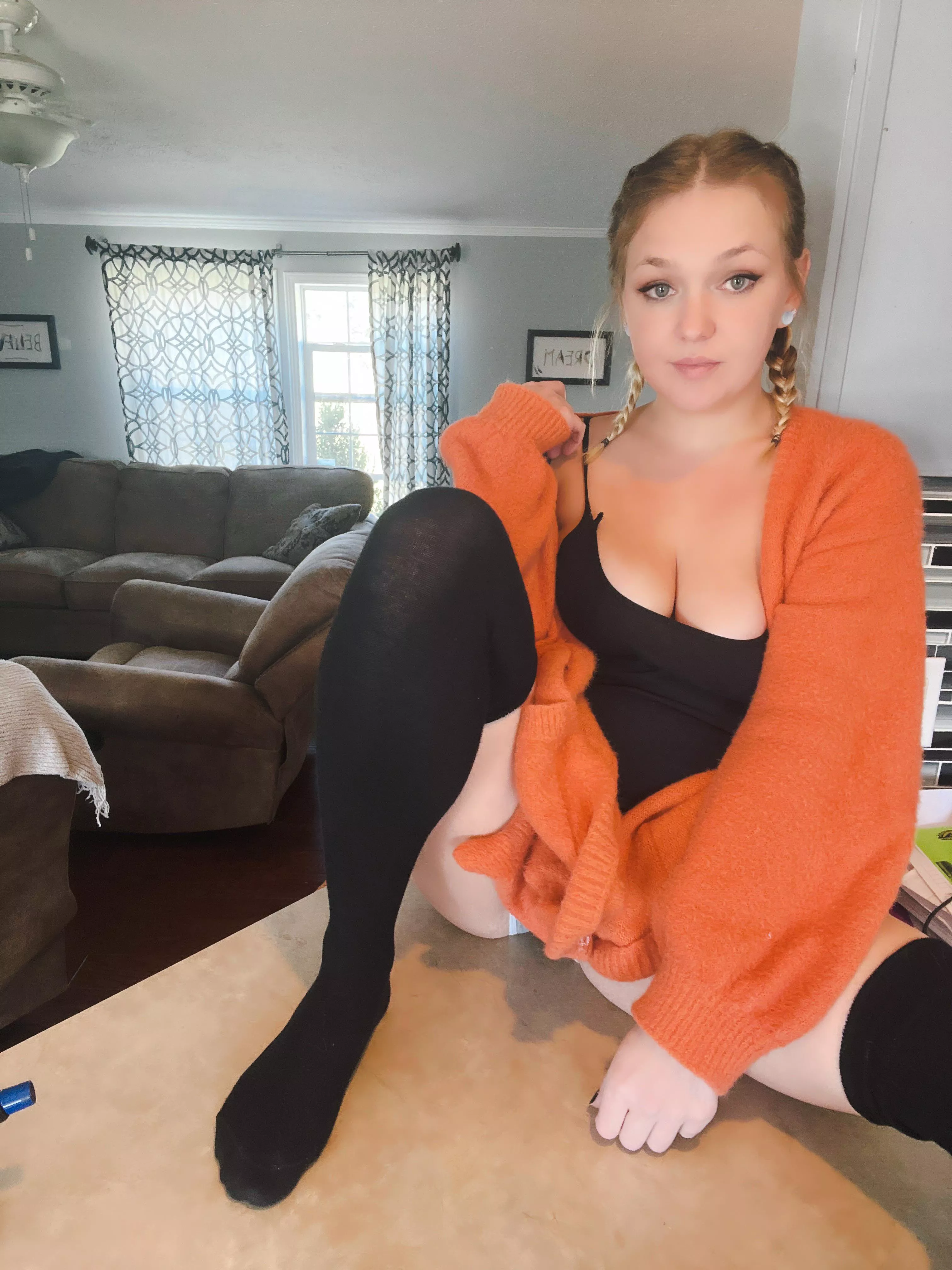 Monday afternoon love