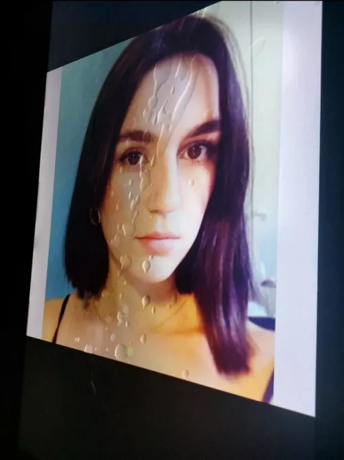 Need a beta cuck to let me use his wife, mom, sister etc and feed me with family pictures