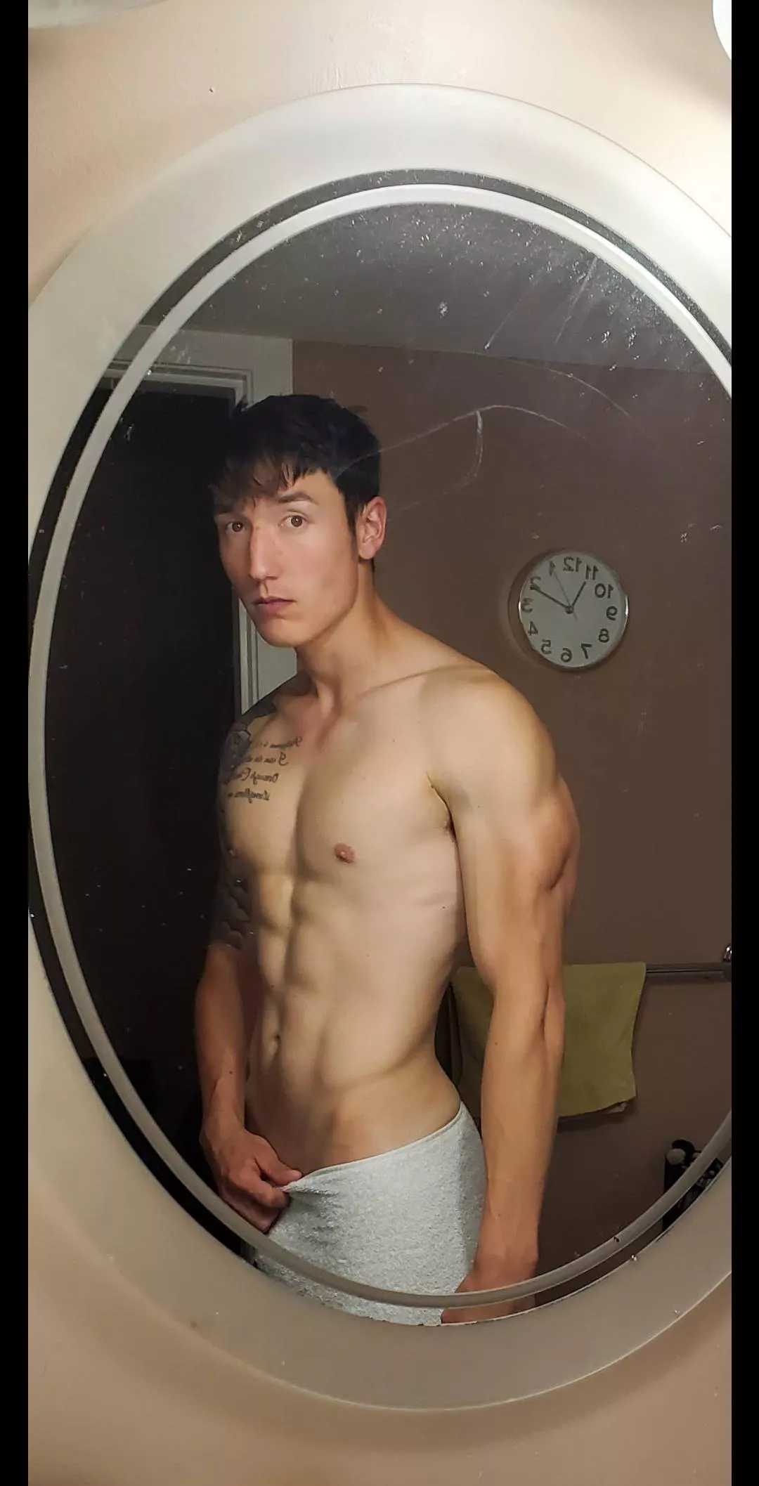 prefer arms or abs 😛?