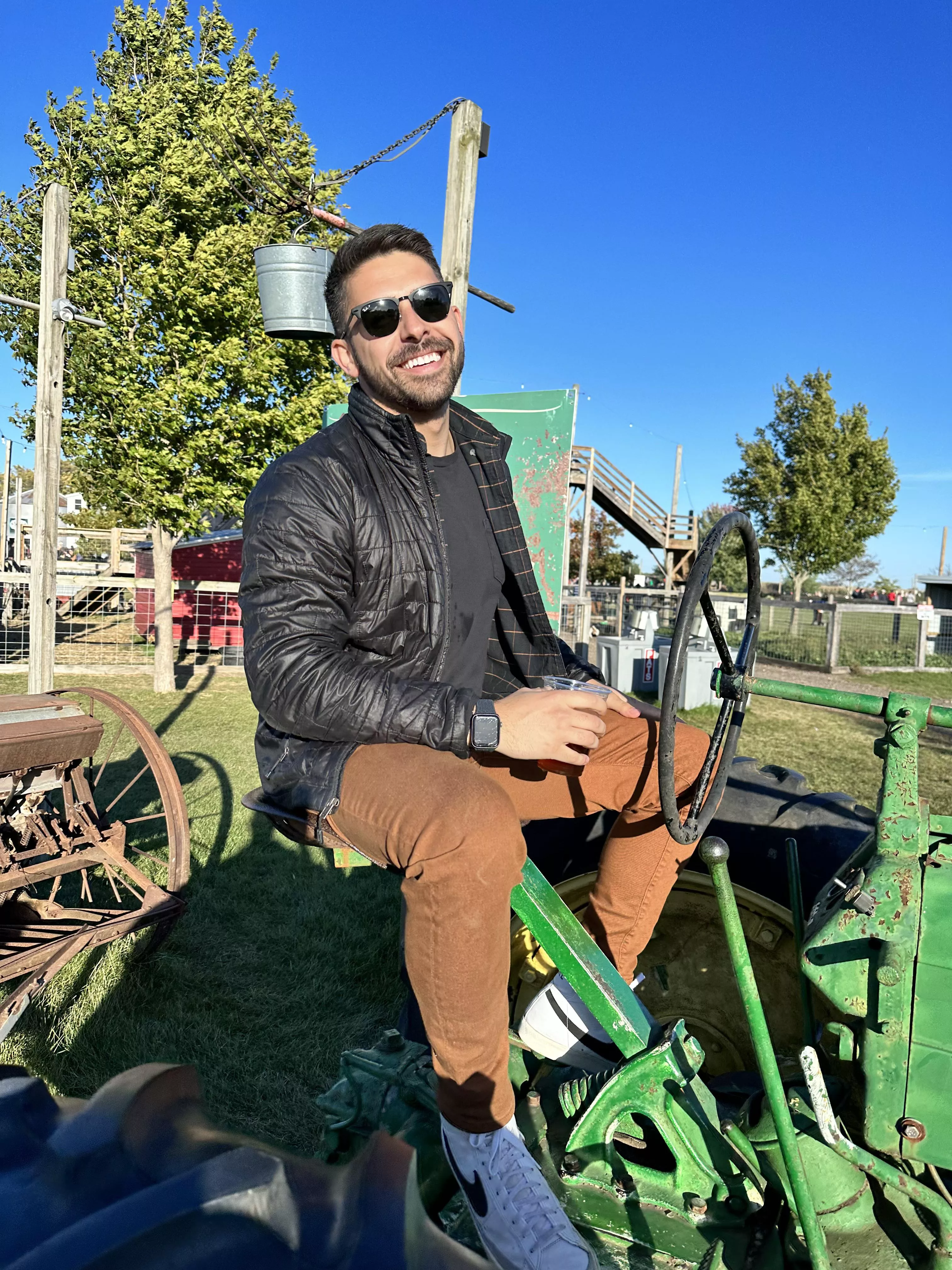 Take ya for a ride on my big green tractor 🚜 🤠