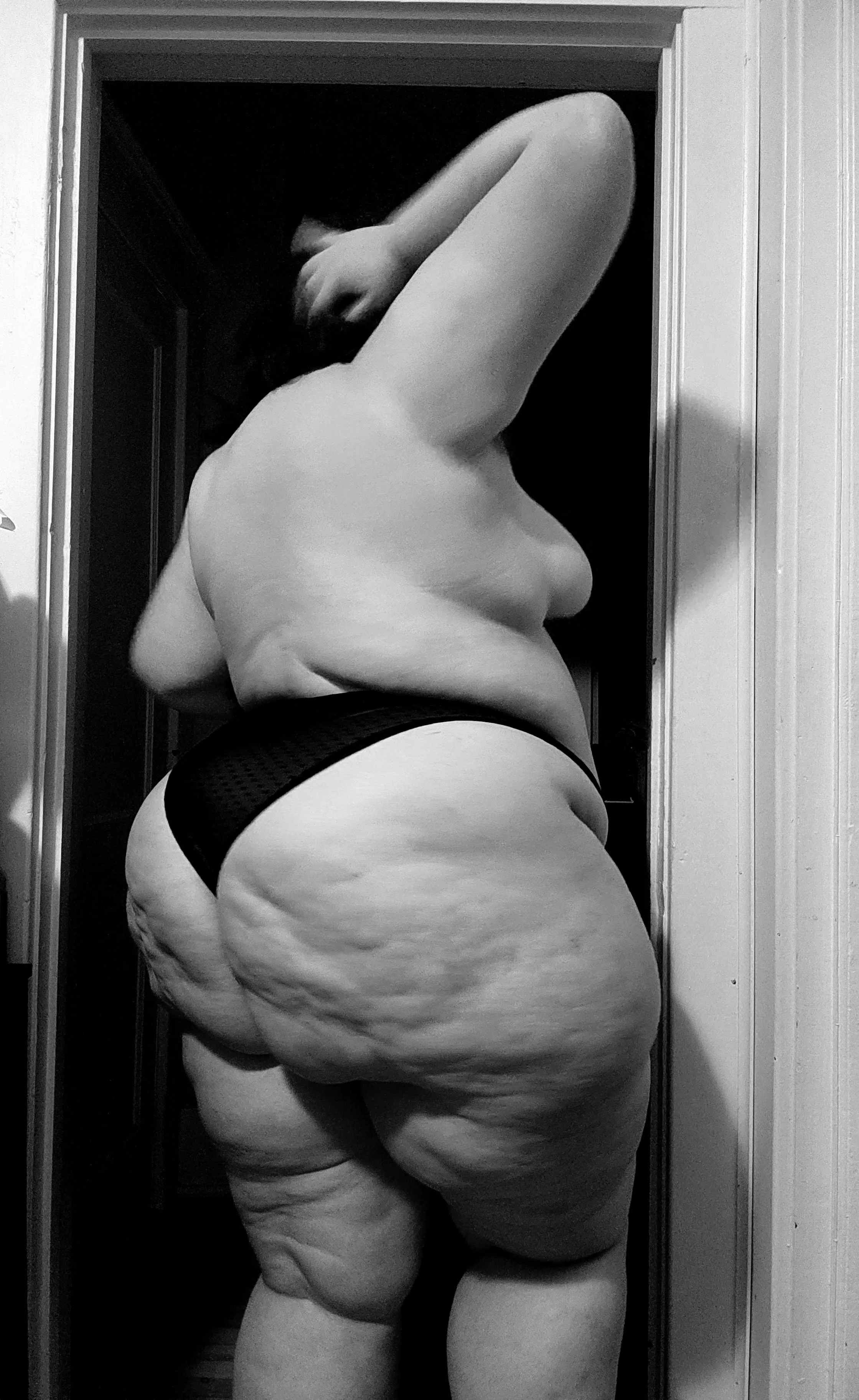 This 🍑 is made for squashing