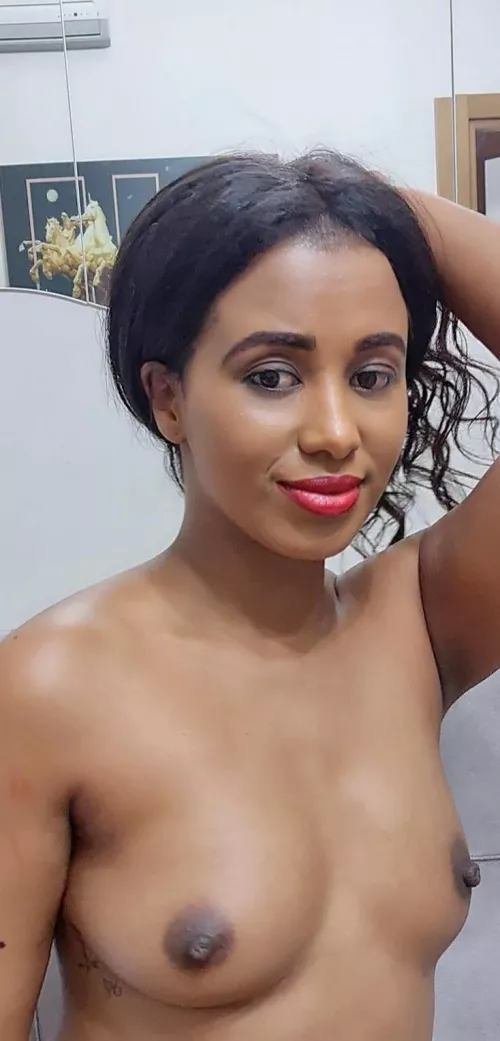 Am i jerk off material babe? Would you empty your balls for me ?