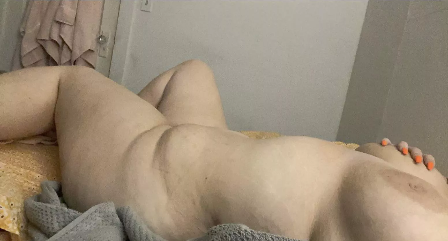 can’t fall asleep :(