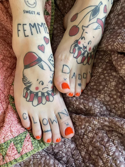Freshly painted clown feet 🤡