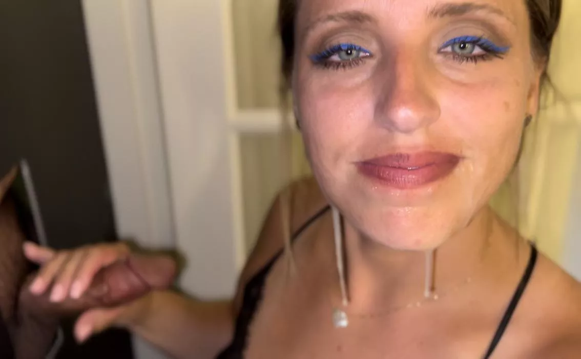 I love how it’s dripping off my face perfectly