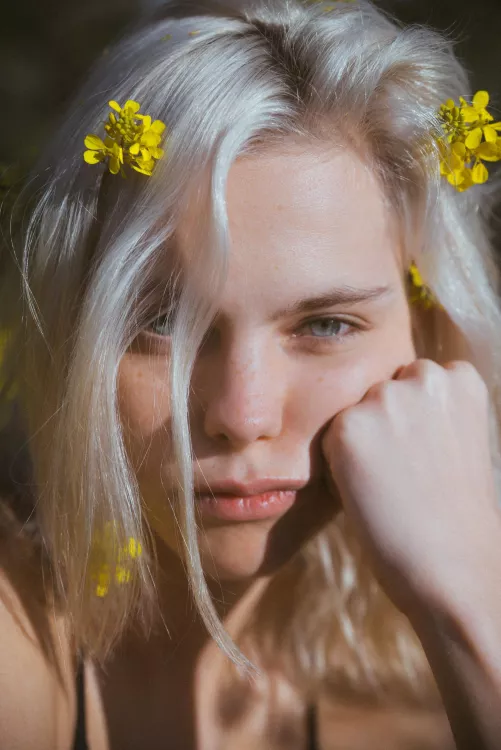 Julia Almendra by Rosa Scipion