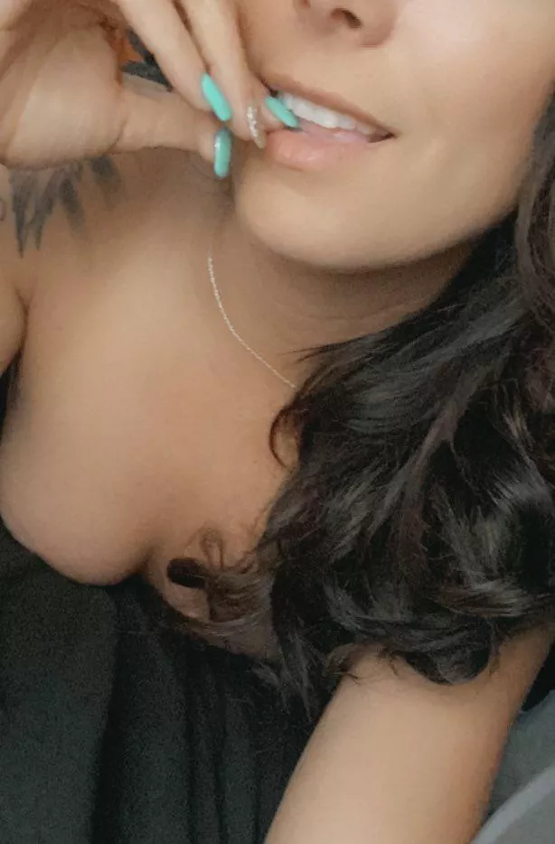 Just imagine what this mouth can do 👅