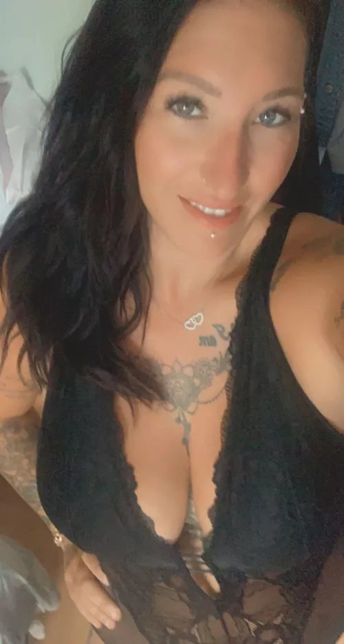 Little slut for you😘