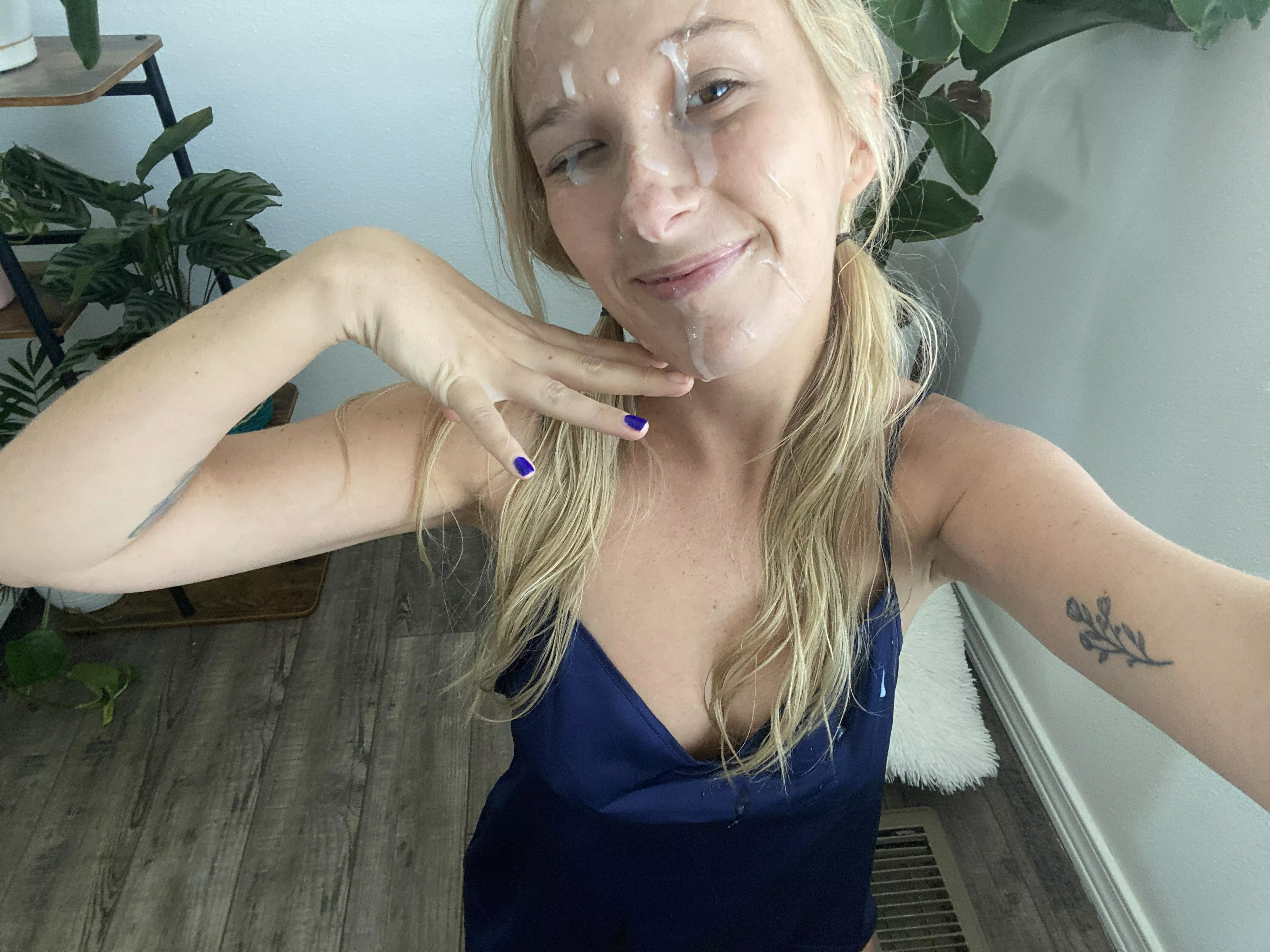 My first post here💕