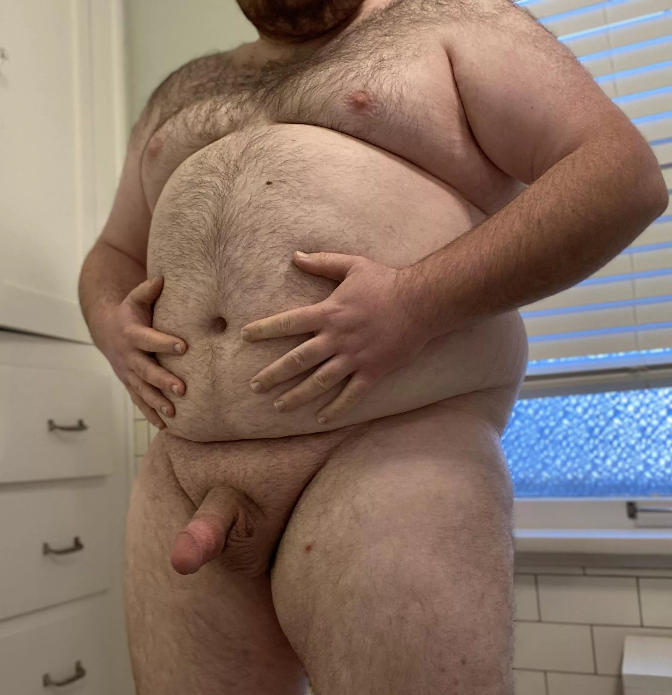 Titty Tuesday or tummy Tuesday?🧐