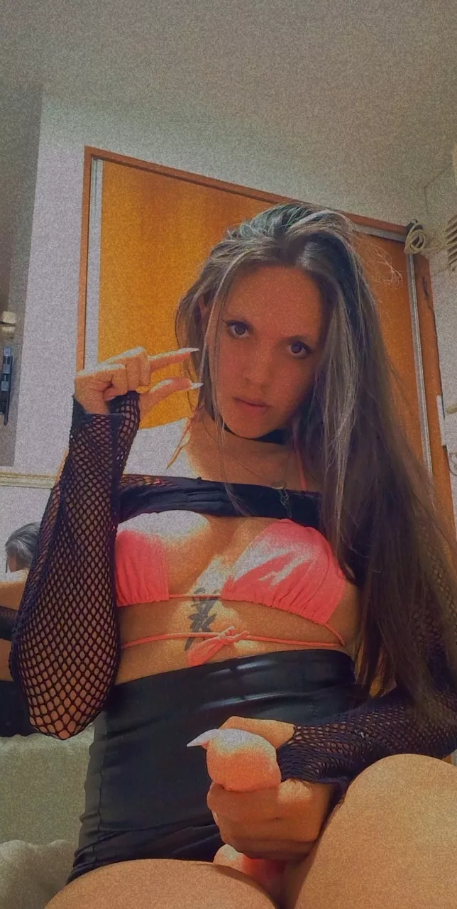 u idiot, I want you in front of me begging me to step on your sissy balls