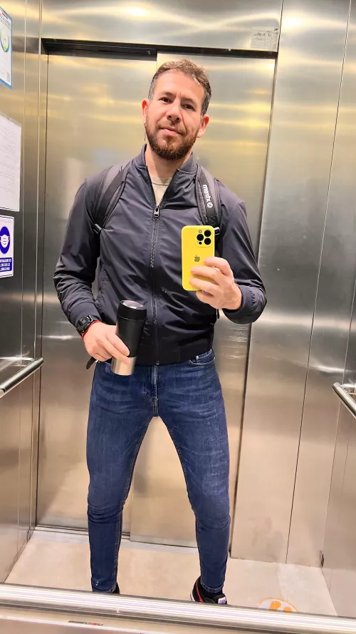 We leave on Tuesday, good morning everyone🤗