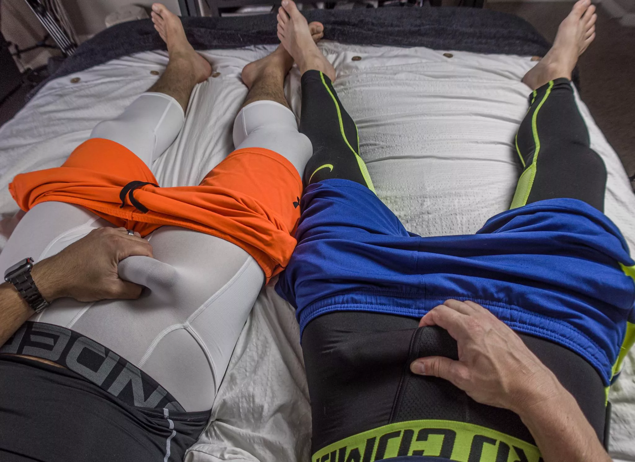 [20s] got a little horny watching the game with my bro. Who wants to come and serve these cocks?