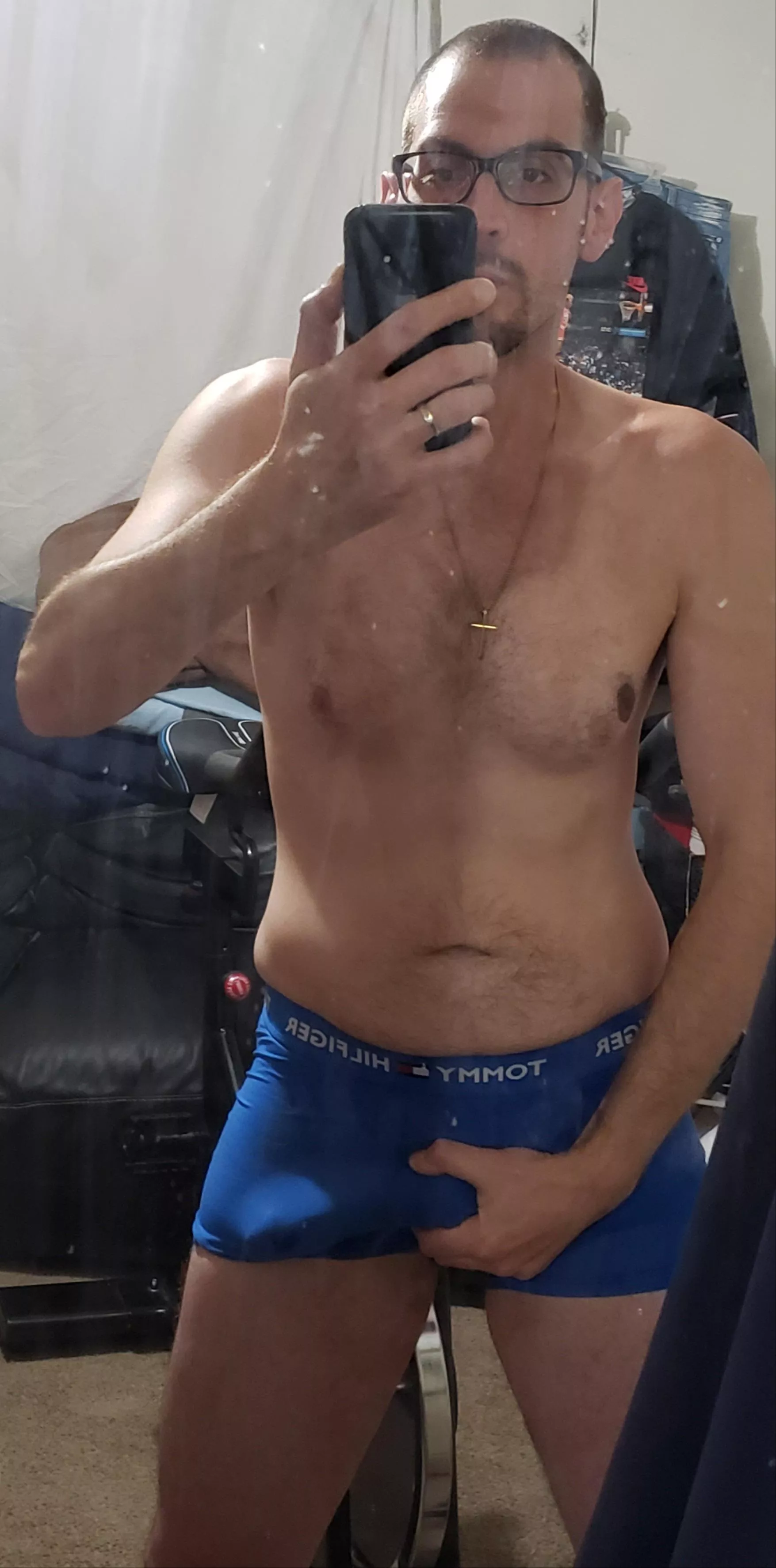 36 father of 2. tommy makes the best trunks. what u think?