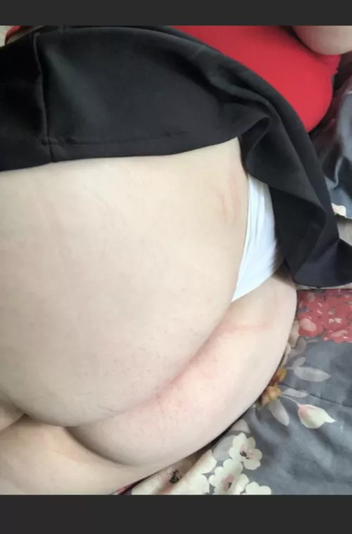 Any girls want to wedgie me on the regular? Pretty please?