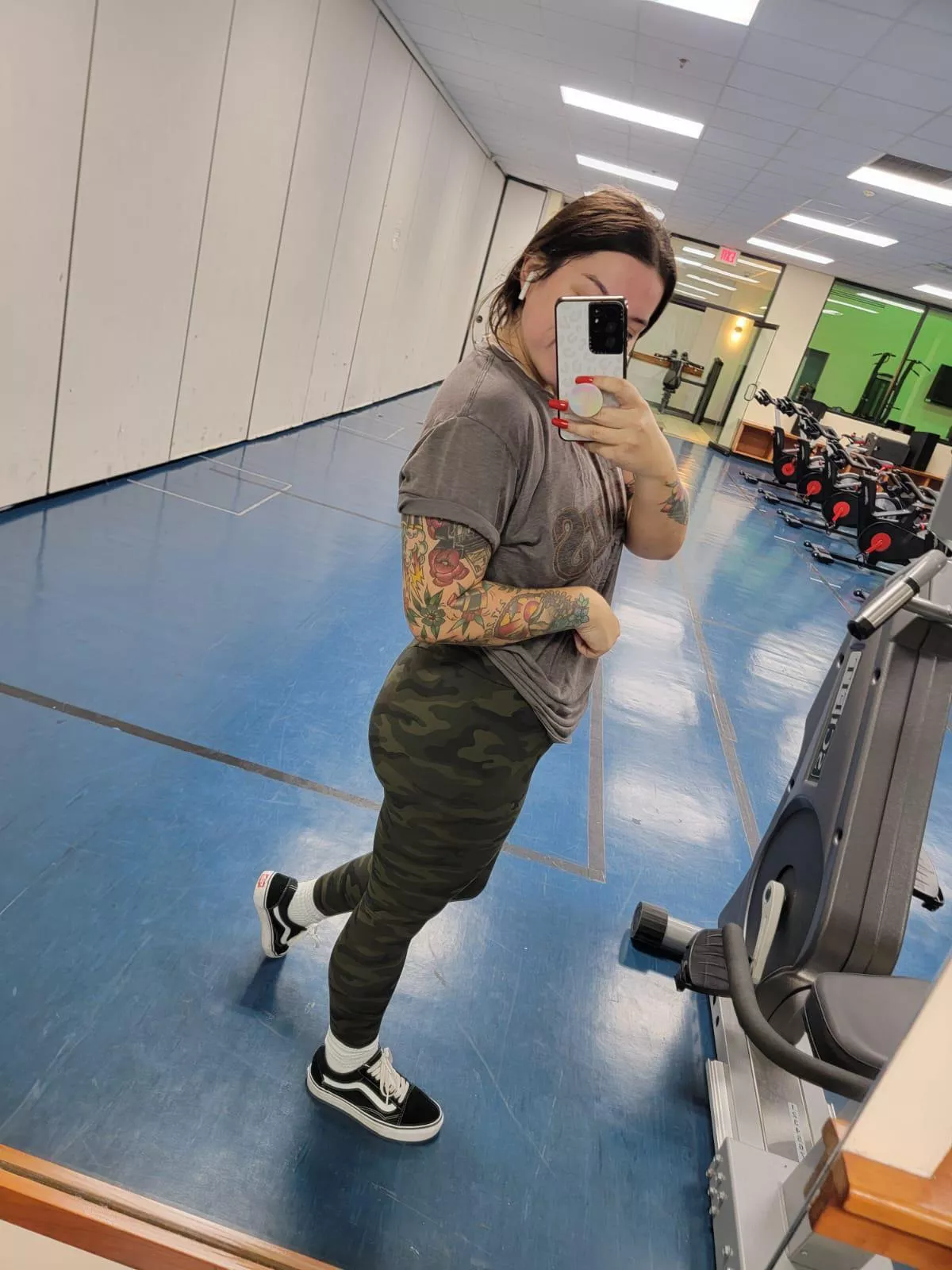 Are you the type to chat or just stare?