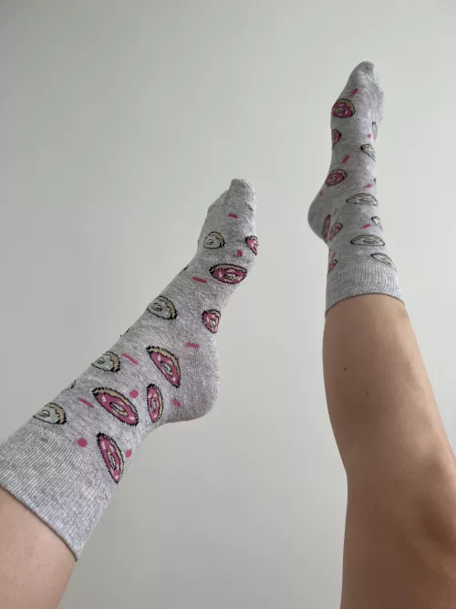 Do you like my delicious donut socks? [female]
