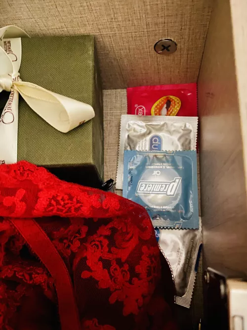 [f]ound some gems in my drawer.. different guy! different taste!😉