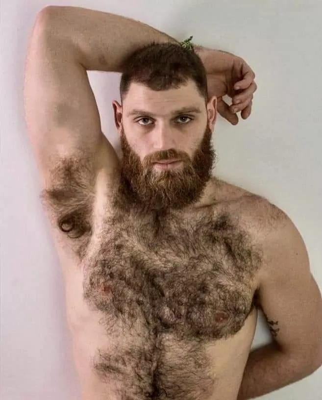 HAIRY ARMPIT