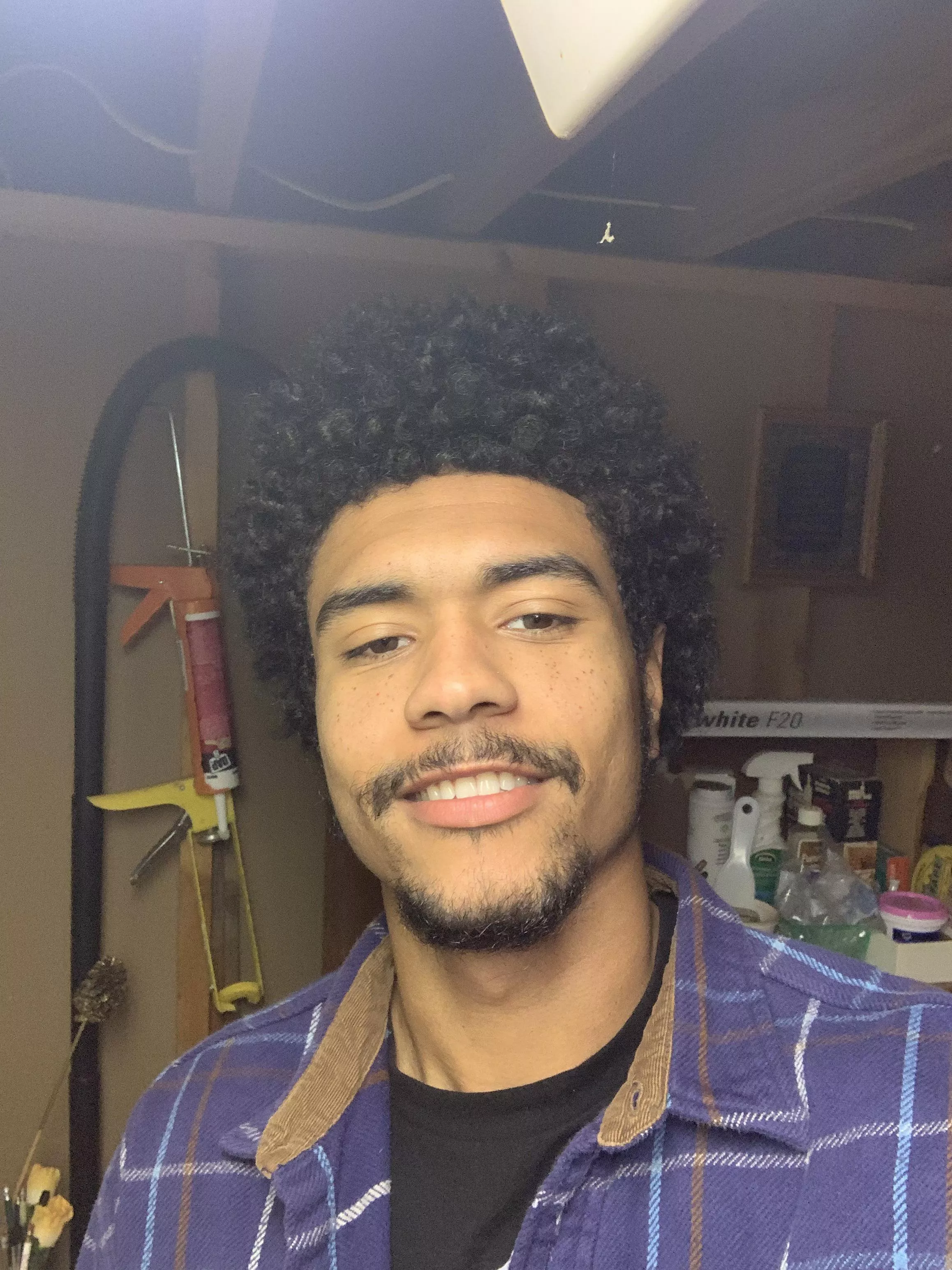 Happy hump day! I hope you guys have a good day 💜