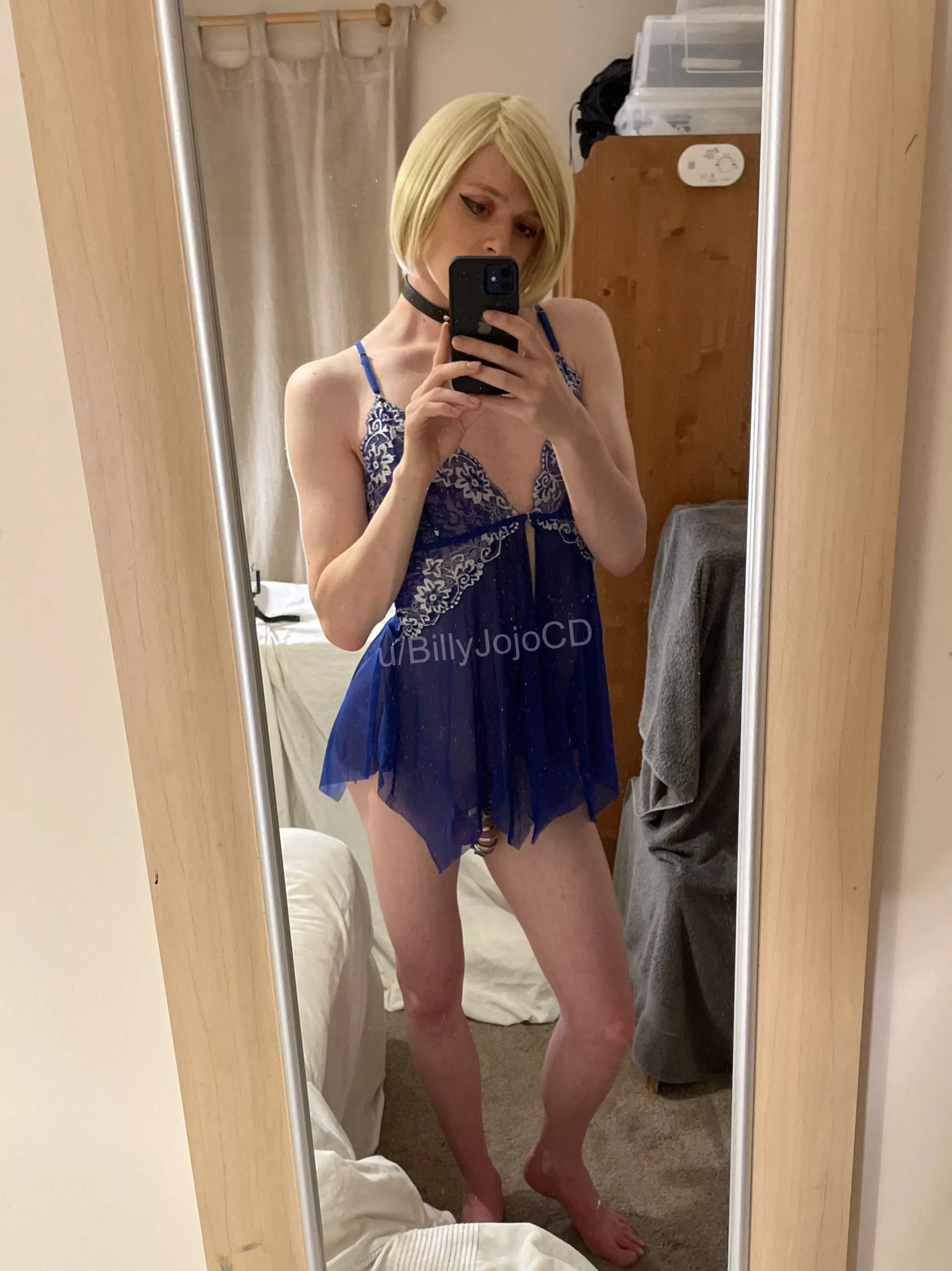 Having the whole day to yourself is liberating… or maybe it’s the lingerie 🤭