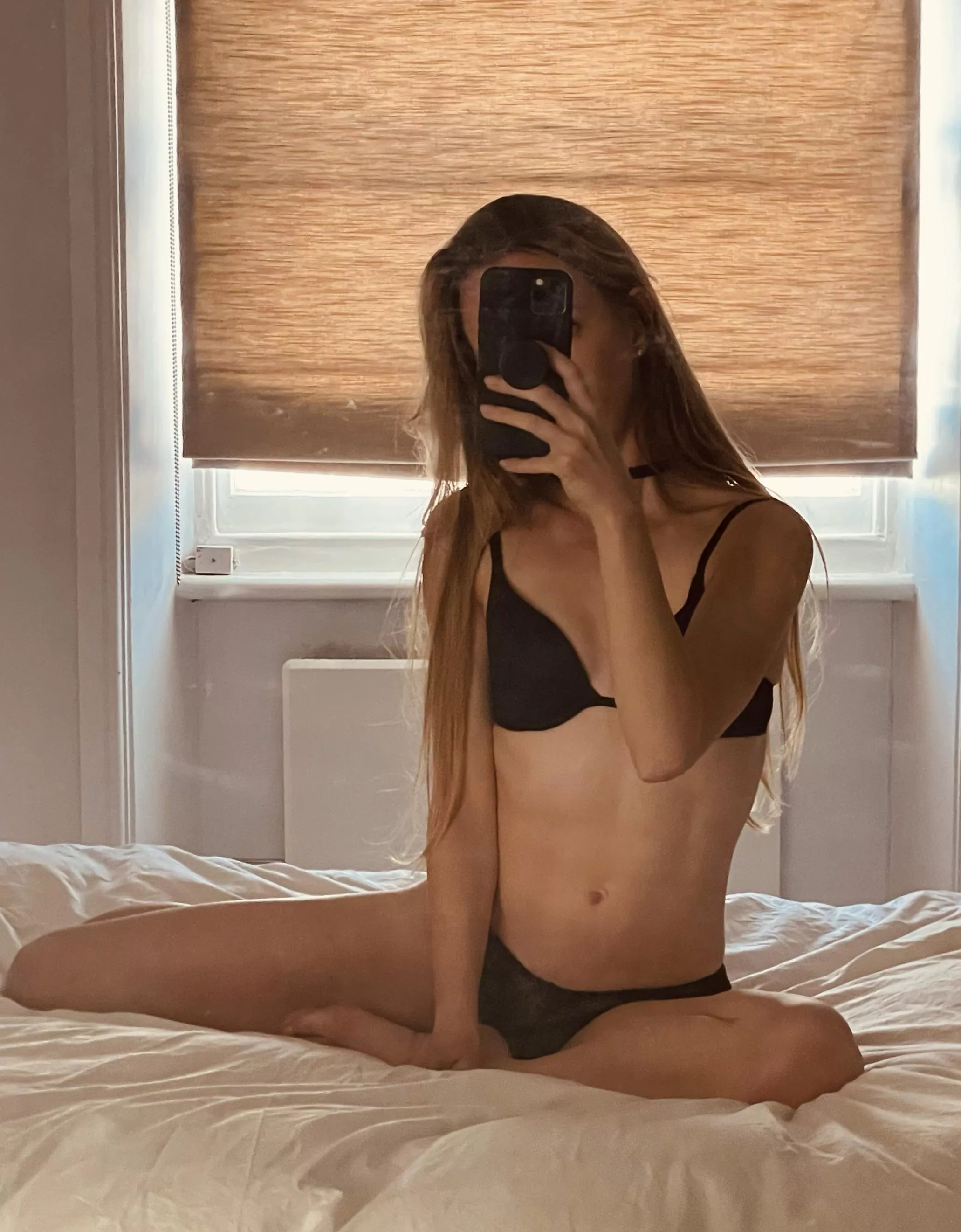 Hi 🖤 bit lonely today. Anyone else feeling the same?