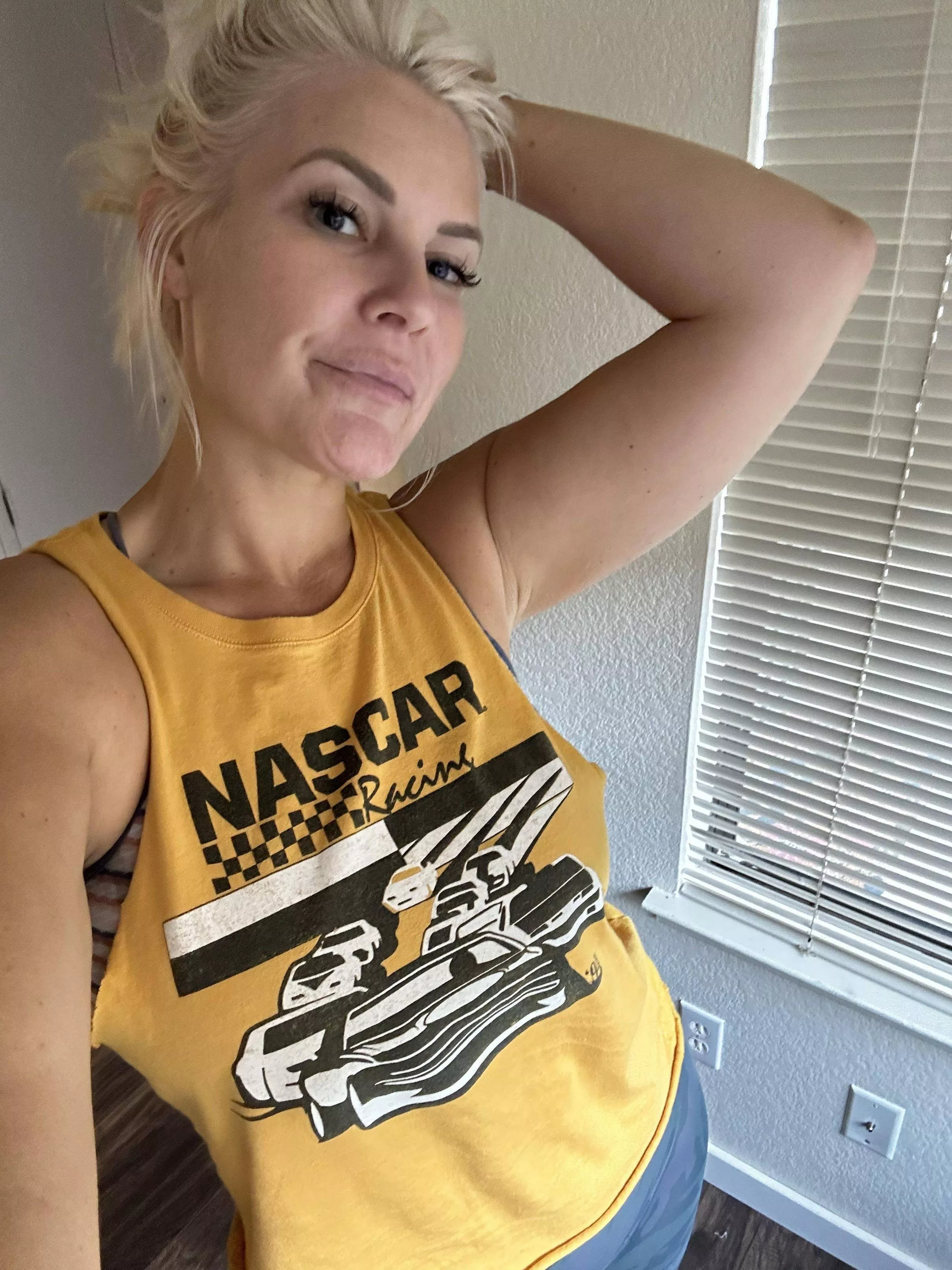 Hopefully I’m the type of mom you’d hit on