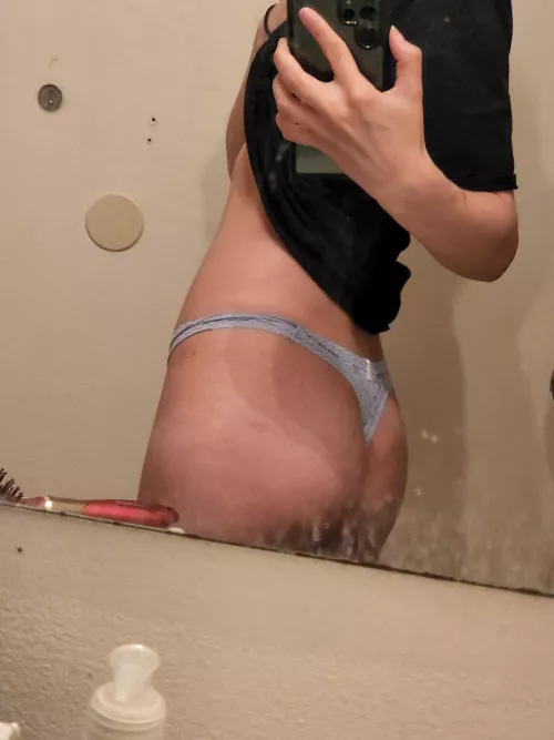 I love showing some cheek