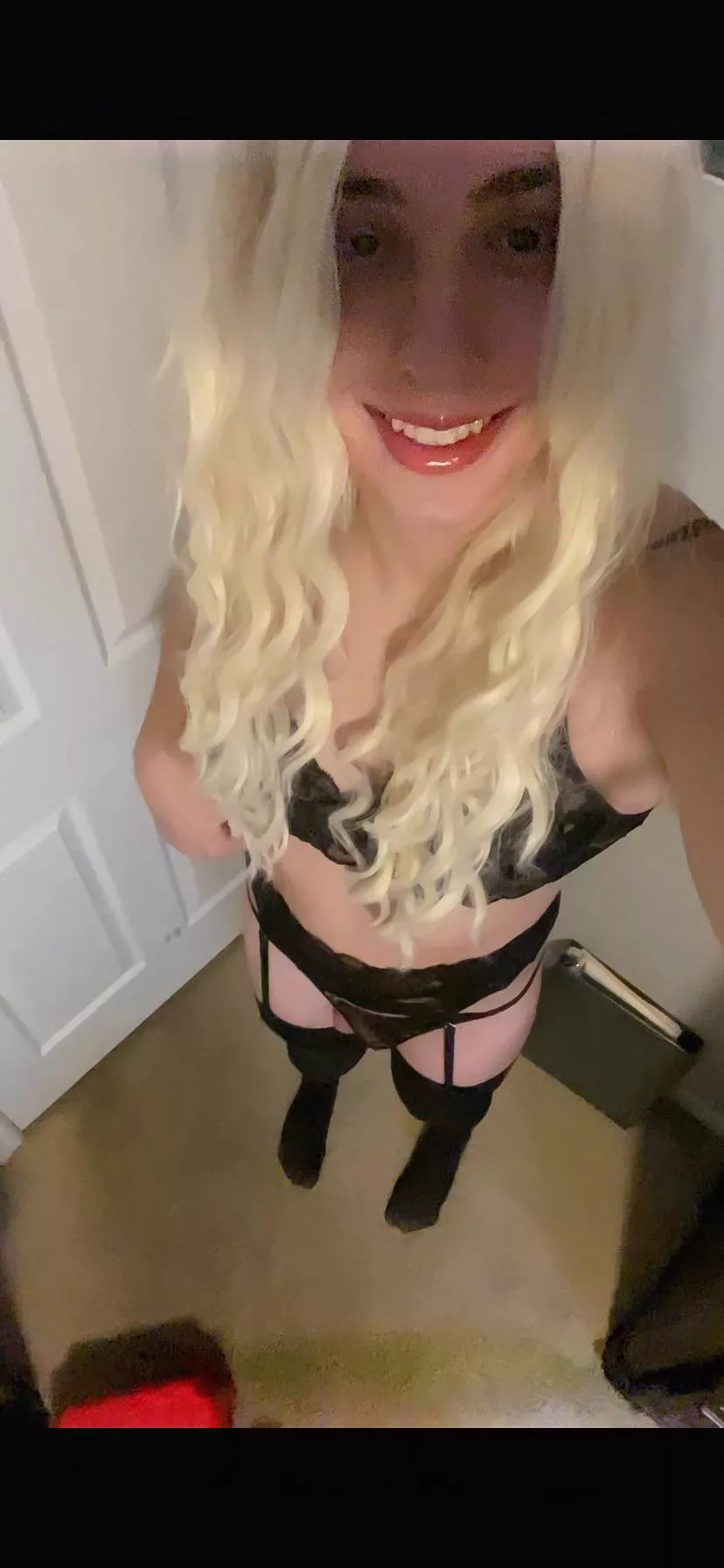 my first time showing my face, what do you think? 🙈🙈