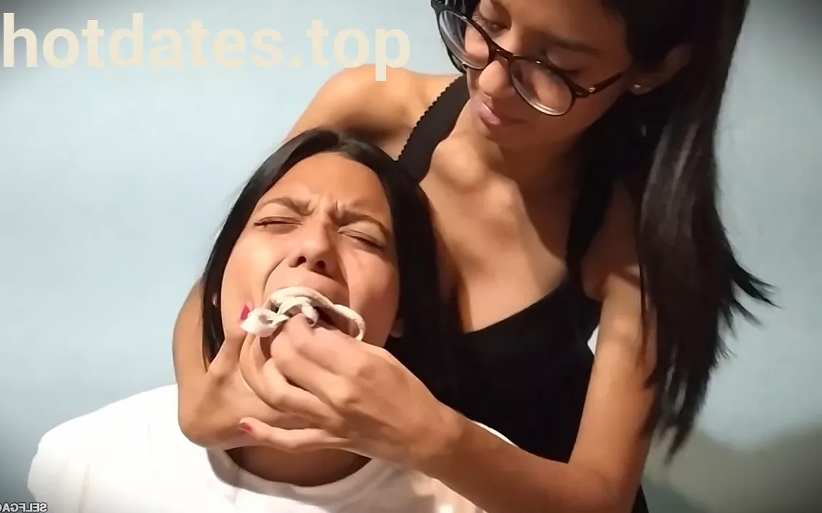 Panty aGgged By Roommate