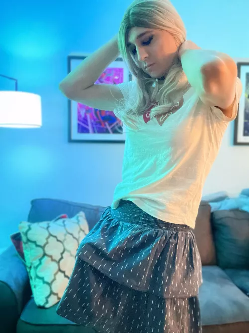 The surprise under my skirt wants to say hello 😳💕