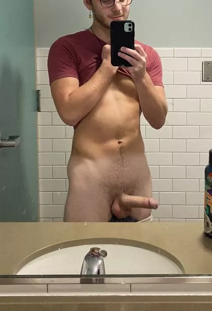 Wouldn’t you like to start your day with me? 😘