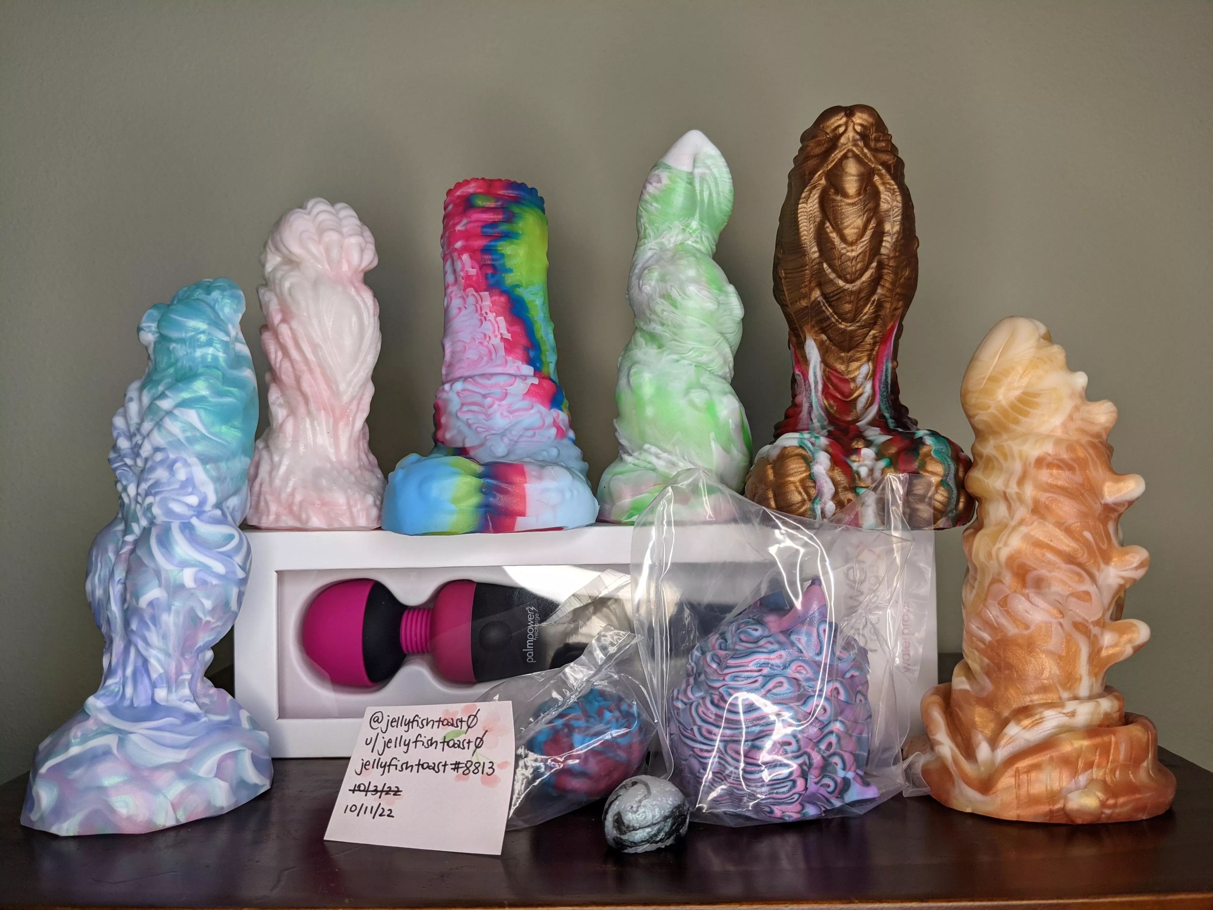 [WTS] (US) a colorful collection of curiosities for sale!