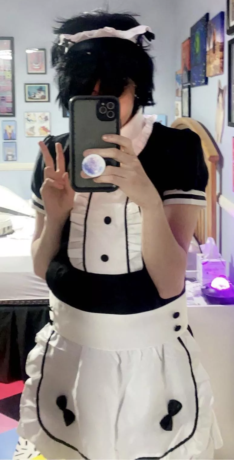 First time wearing something actually femboy. I’m nervous but excited, had to hide my face because I was so red >///<