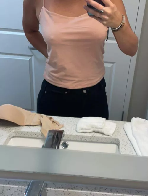 Happy Thursday (35,f)