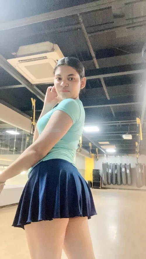 Hey! just flexing my butt 🍑