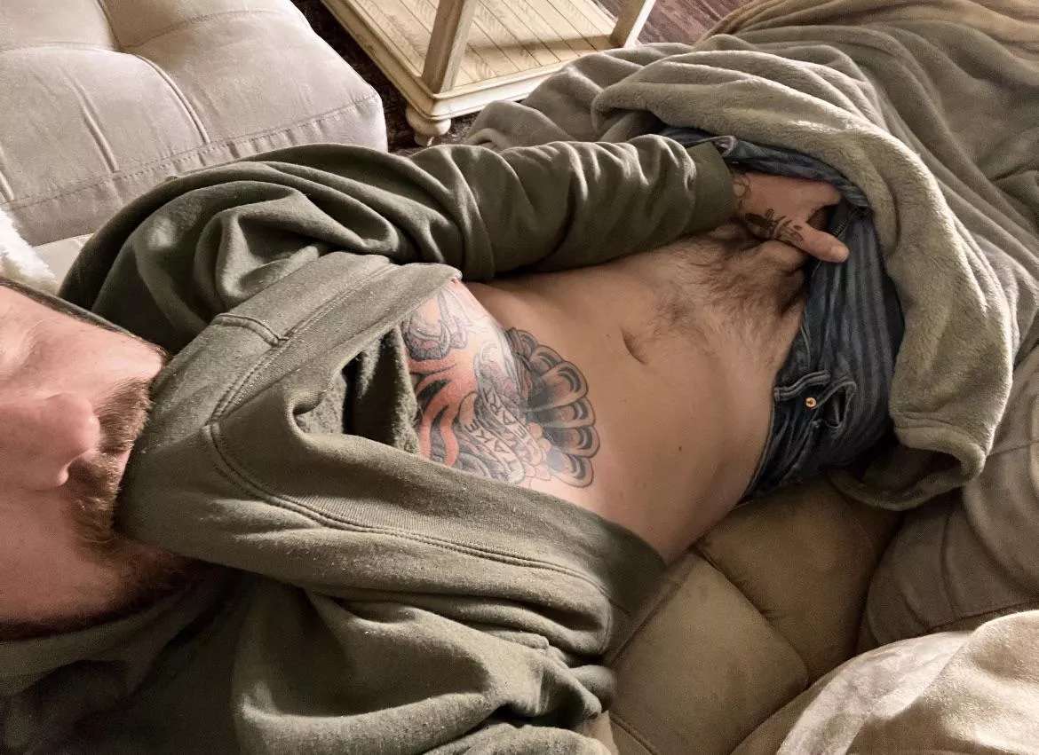 I heard women like a little bit of hair? 😈