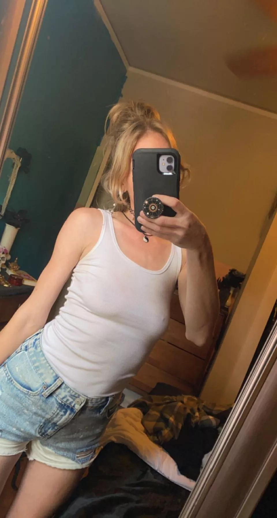 I think a *few* people noticed I wasn’t wearing a bra today